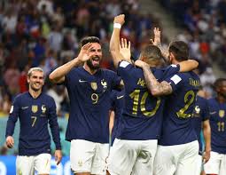 必一·体育(B-Sports) 跳跃空中，尽享自由！儿童滑梯高度释放孩子们无尽的少年活力！